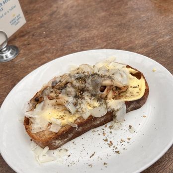 Sabine Cafe and Bar - Mushroom toast - Cafes Near Me - Seattle, Washington Sabine Cafe and Bar - Mushroom toast - Cafes Near Me - Seattle, Washington