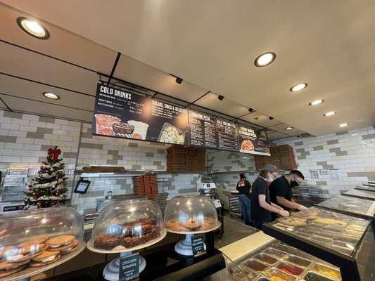 Blaze Pizza by null