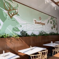 Toastique - Inside