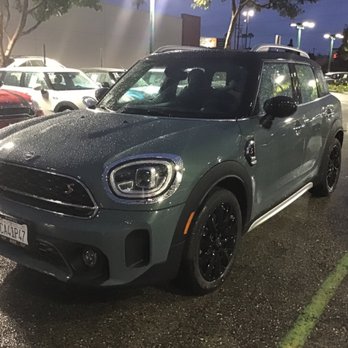 South Bay MINI - Mini Cooper Countryman driving off lot - Car Dealers Near Me - Torrance, California South Bay MINI - Mini Cooper Countryman driving off lot - Car Dealers Near Me - Torrance, California