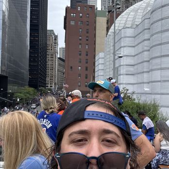 New York Knicks - Professional Sports Teams Near Me - New York, New York