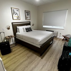 The Eo Inn - Queen room