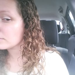 Perfect curly hair after a cut with Erin Perfect curly hair after a cut with Erin