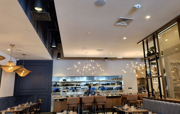 Stage Kitchen & Bar PGA by null