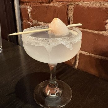 Xin Ding Dumpling House - Lychee pear martini - Dim Sum Near Me - Portland, Oregon Xin Ding Dumpling House - Lychee pear martini - Dim Sum Near Me - Portland, Oregon