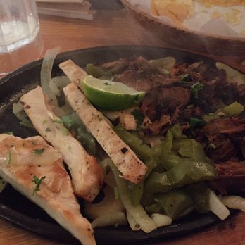 Chili's - Chicken and carnitas fajitas - Bars Near Me - Antioch, California