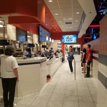 White Castle - Just couple people in lines. Don't have to wait - Fast Food Near Me - Las Vegas, Nevada White Castle - Just couple people in lines. Don't have to wait - Fast Food Near Me - Las Vegas, Nevada