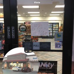 Chevron - What kind of gas station closes completely for employees to take a lunch!?