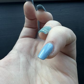 RiNo Nail Bar - Another view of incorrect sizing. - Nail Salons Near Me - Denver, Colorado RiNo Nail Bar - Another view of incorrect sizing. - Nail Salons Near Me - Denver, Colorado