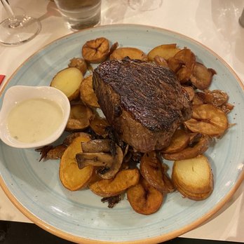Le Corner Café - French Near Me - Paris, 75