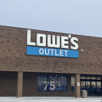 phone number to the nearest lowe's