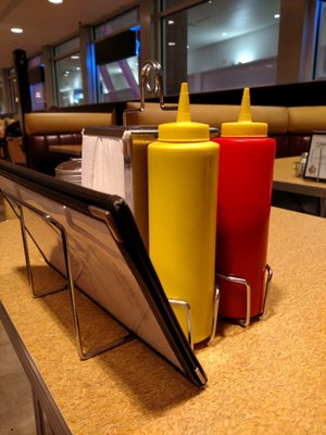 Central Diner by null