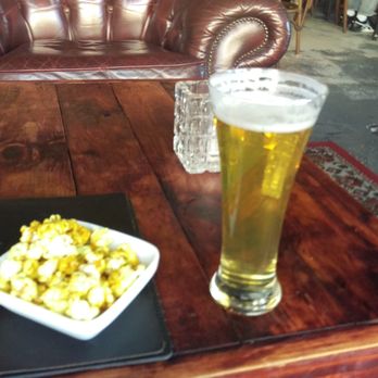 Glenelg Public House - Beer & Snacks - Cocktail Bars Near Me - Broadbeach, QLD Glenelg Public House - Beer & Snacks - Cocktail Bars Near Me - Broadbeach, QLD
