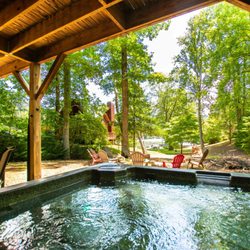 Little Bear Rentals - Lost Lake Lodge Lakefront