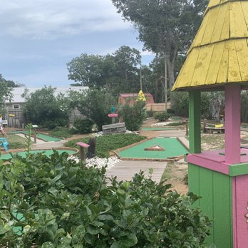 Fantasy Isle Ice Cream - Ice Cream & Frozen Yogurt Near Me - Supply, North Carolina