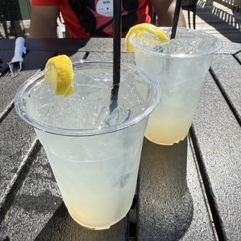 The Pier Restaurant - Lemonade Crush - Sandwiches Near Me - Solomons, Maryland