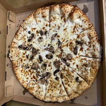 Pizza Shack Italian Grille - 16" (Large) White pizza with mushroom as one additional topping. So. Darn. Good!!! - Italian Near Me - Largo, Florida
