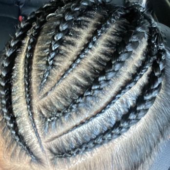 EV Styles Braids - Precise and new braids by Esterlina - Hair Stylists Near Me - San Francisco, California