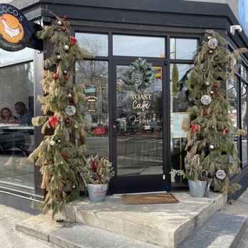 Toast Cafe - Entryway - Breakfast & Brunch Near Me - Philadelphia, Pennsylvania Toast Cafe - Entryway - Breakfast & Brunch Near Me - Philadelphia, Pennsylvania