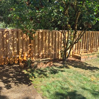 Emerald Fence Decks & Construction - Good neighbor fence - Fences & Gates Near Me