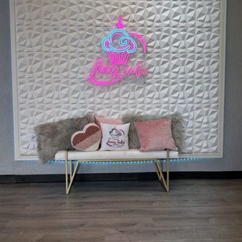 Fancy Cakes Boutique - Custom Cakes Near Me - Lake Alfred, Florida Fancy Cakes Boutique - Custom Cakes Near Me - Lake Alfred, Florida