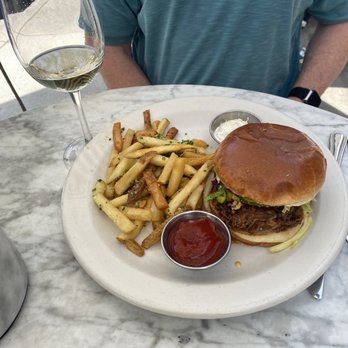 The Henry - Hot Honey Chicken Sandwich - Coffee & Tea Near Me - Coronado, California