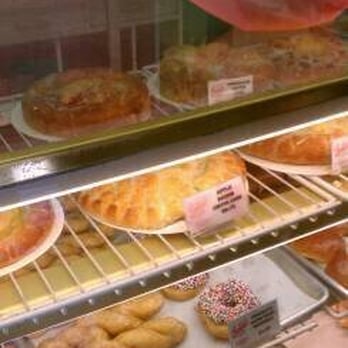 Leonard's Bakery - Bakeries Near Me - Honolulu, Hawaii Leonard's Bakery - Bakeries Near Me - Honolulu, Hawaii