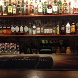 Irish Pub Carpenter Inn - Bar, widok ze stołeczka ;-)