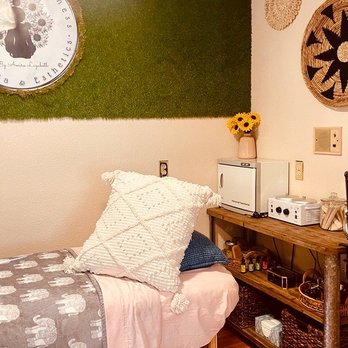Sunflower Wellness MKE - Skin Care Near Me - Milwaukee, Wisconsin Sunflower Wellness MKE - Skin Care Near Me - Milwaukee, Wisconsin