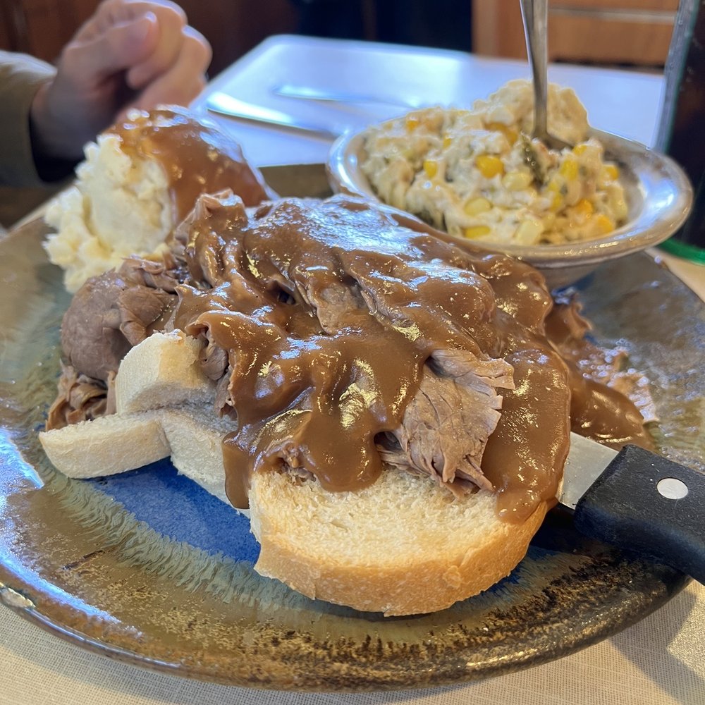 Old Mill Pottery House Cafe - Open-faced roast beef - American Near Me - Pigeon Forge, Tennessee Old Mill Pottery House Cafe - Open-faced roast beef - American Near Me - Pigeon Forge, Tennessee