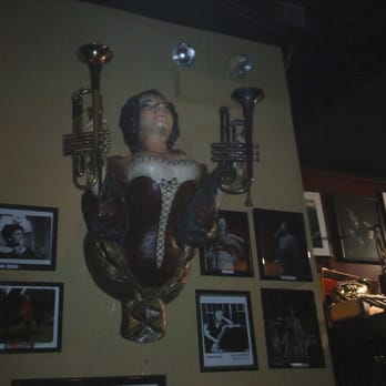 Jazz Showcase - Jazz & Blues Near Me - Chicago, Illinois