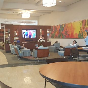 Jim Hudson Lexus, Columbia - Customer Lounge/Wait Area - Auto Repair Near Me - Columbia, South Carolina