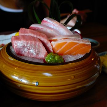 Yuzu Laguna Beach - Triple Belly Sashimi - Sushi Bars Near Me - Laguna Beach, California Yuzu Laguna Beach - Triple Belly Sashimi - Sushi Bars Near Me - Laguna Beach, California
