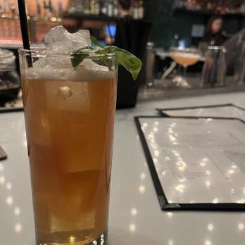 Reunion - Garden Party - Bars Near Me - Nashville , Tennessee