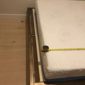 FlatRate Moving - You can see this mattress they delivered does not even fit my frame. It's a cheap full. Mine is a very expensive organic queen mattress. - Movers Near Me FlatRate Moving - You can see this mattress they delivered does not even fit my frame. It's a cheap full. Mine is a very expensive organic queen mattress. - Movers Near Me