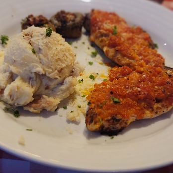Frugatti's - Chicken Cacciatore - Italian Near Me - Bakersfield, California Frugatti's - Chicken Cacciatore - Italian Near Me - Bakersfield, California