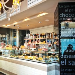 Confiteria Juarreño - Exquisito helado de chocolate con el café Illy