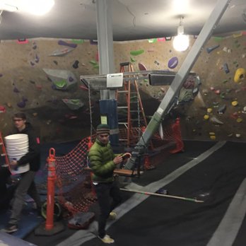 Movement - Gyms Near Me - Belmont, California