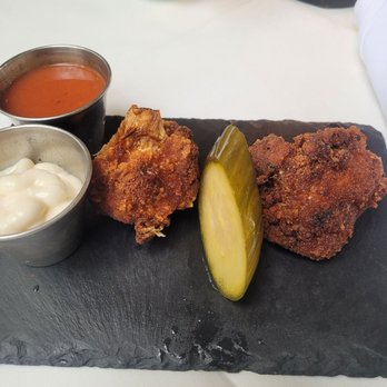 Full Bloom Vegan - Buffalo Cauliflower Wings - Vegan Near Me - Miami Beach, Florida
