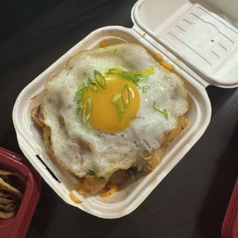 Velvet Taco - Crisp Tots & Sunny Egg*(GF) - New American Near Me - Nashville, Tennessee