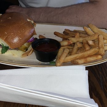 State House 38 - Sports Bars Near Me - Commerce City, Colorado State House 38 - Sports Bars Near Me - Commerce City, Colorado