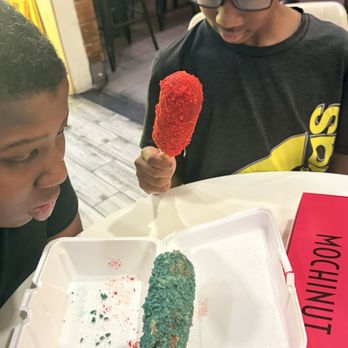 Mochinut WPB - Blue Takis Half & Hot Cheetos Half & Half - Bubble Tea Near Me - Greenacres, Florida