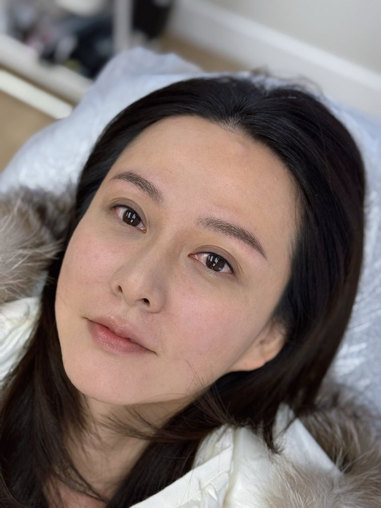 RealMe Beauty Studio Logo