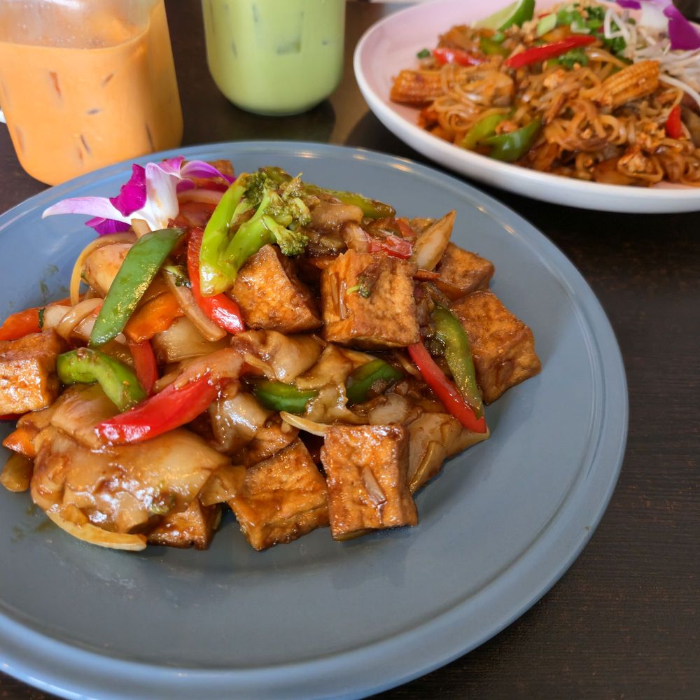 Pad Kee Mao and Pad Thai Pad Kee Mao and Pad Thai
