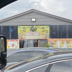 Las Mangonadas Locas Taqueria Y Refresqueria - Front