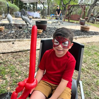 Bloom Balloons - San Antonio Face Painting and balloon twisting! - Face Painting Near Me