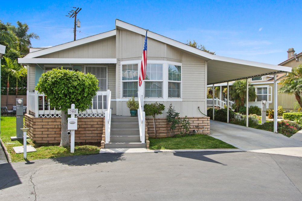 IN THE PARK MANUFACTURED HOMES SALES Fountain Valley, California
