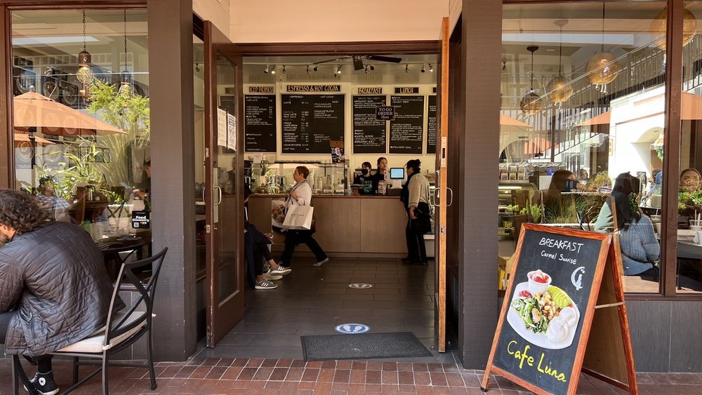 Cafe Luna, CarmelbytheSea Roadtrippers