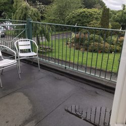 Glenmore House - Balcony view