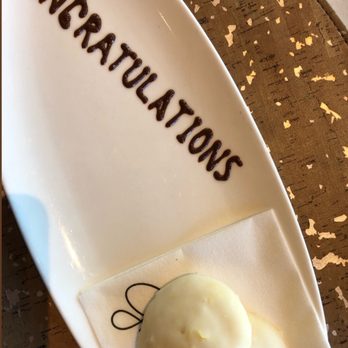 GIADA - 2 Cookies nice gesture for Celebrating a Anniversary -presentation ...Huge platter with 2 cookies looked ridiculous - Italian Near Me - Las Vegas, Nevada